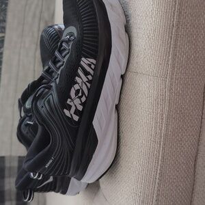 Hoka Bondi 7 black size 7